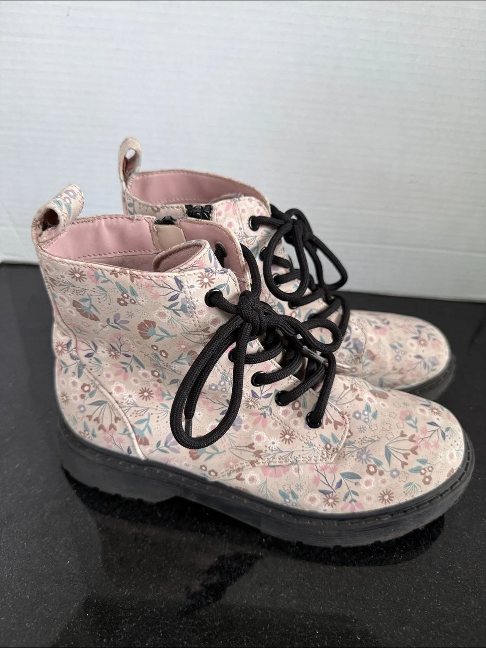 Art Class Girls Zip Zipper Floral Lace-Up Combat Boots Size 3